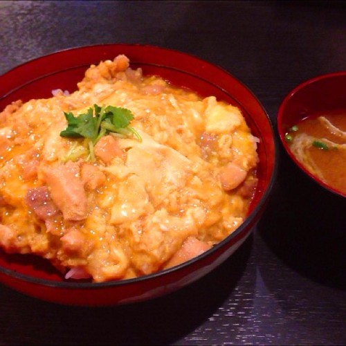 親子丼が着丼です。