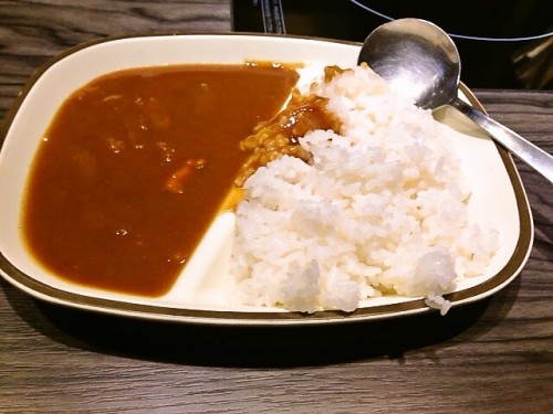 カレーをお替り