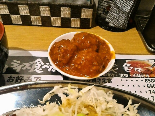 小皿でミートボール